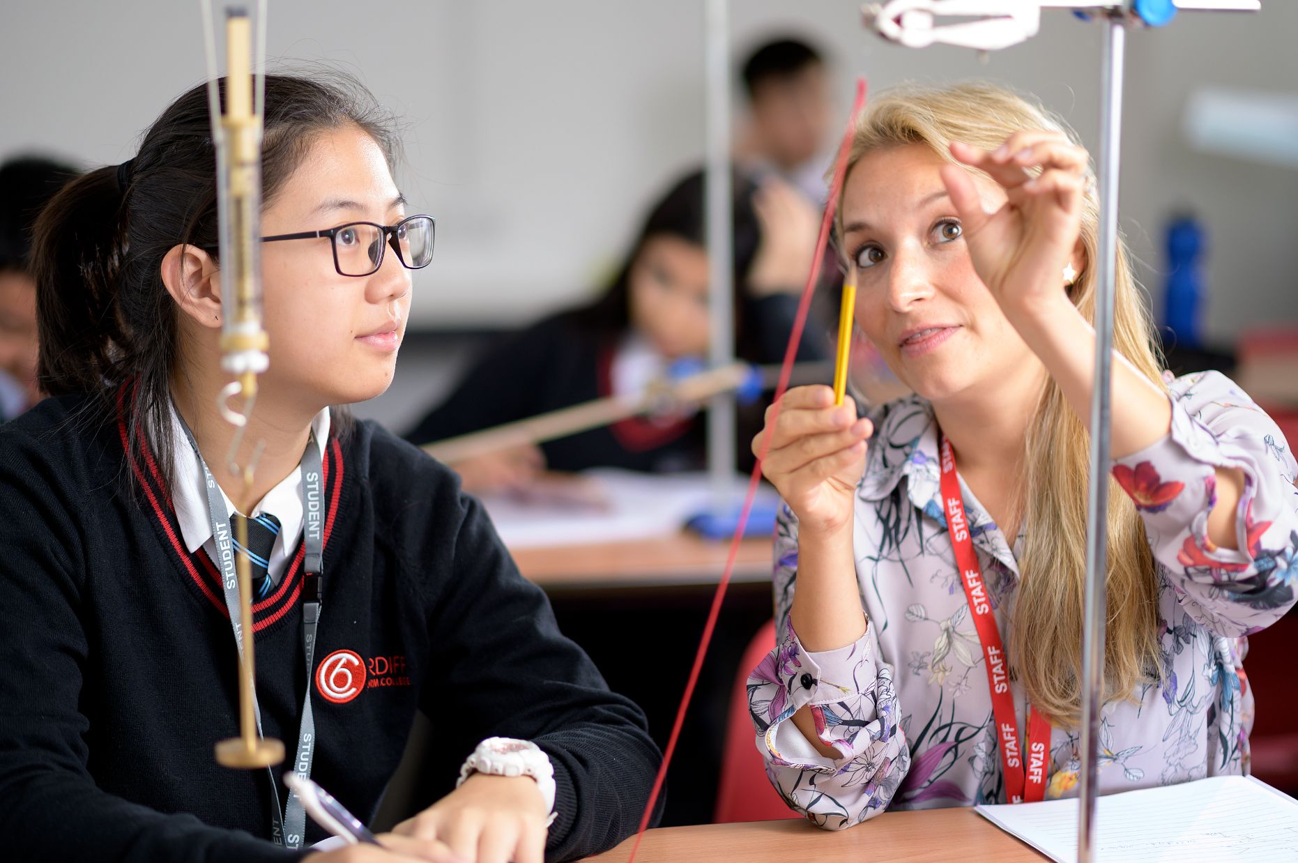 英國 Sixth Form 讀醫：香港學生如何提早兩年部署港英醫科申請？